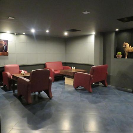 Kfour Apartment & Hotels Private Limited Madurai Extérieur photo