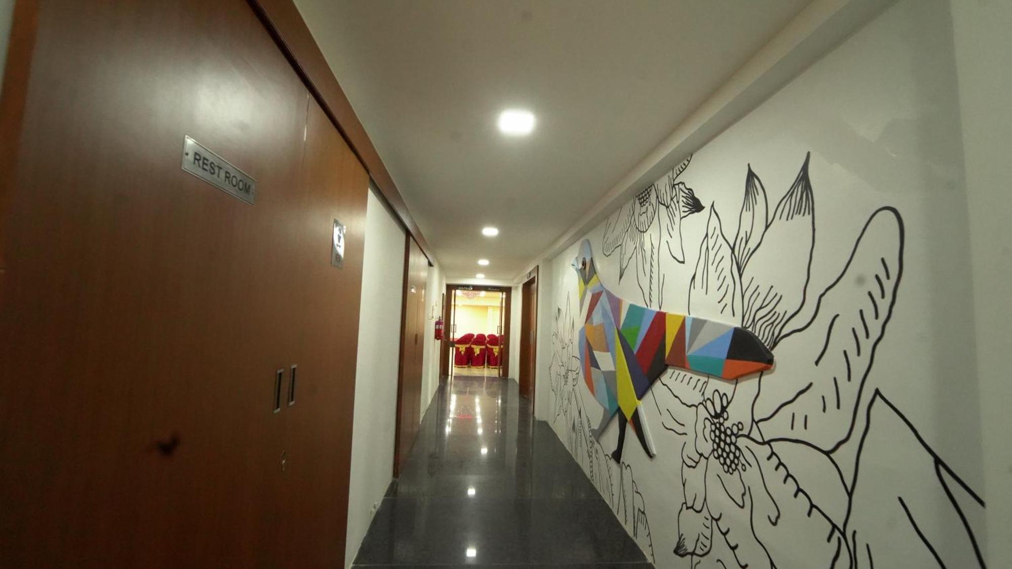 Kfour Apartment & Hotels Private Limited Madurai Extérieur photo