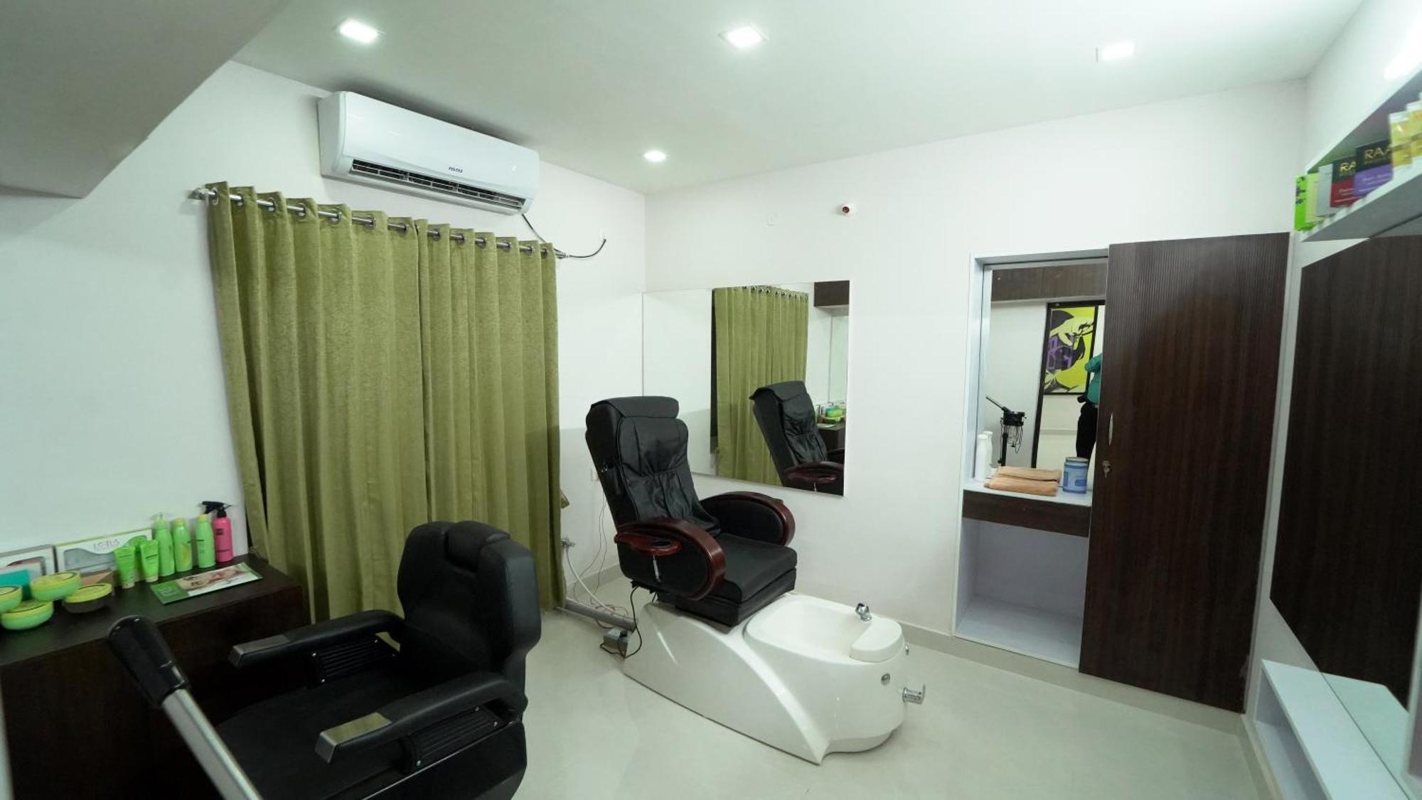 Kfour Apartment & Hotels Private Limited Madurai Extérieur photo