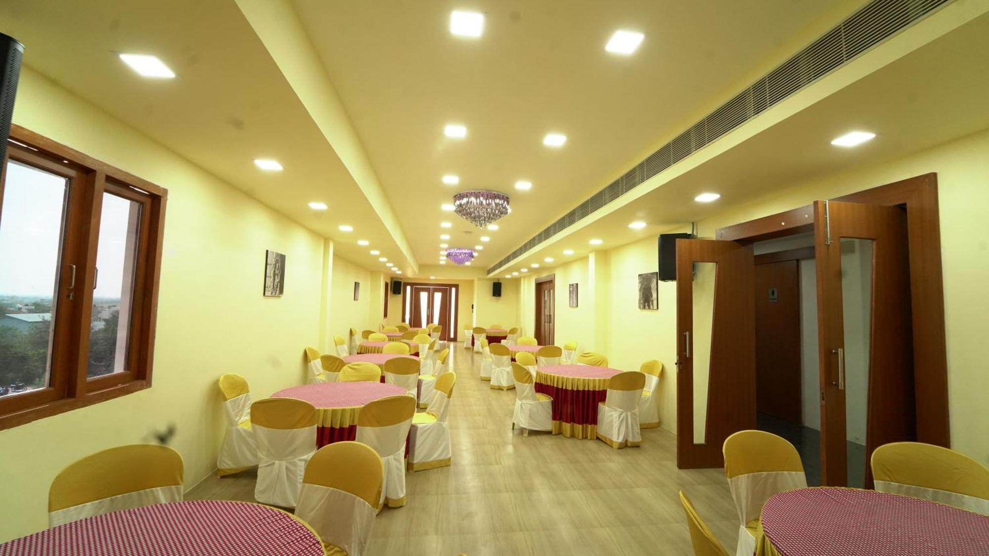 Kfour Apartment & Hotels Private Limited Madurai Extérieur photo